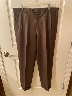Men's Hickey Freeman Brown Pleated Dress Pants